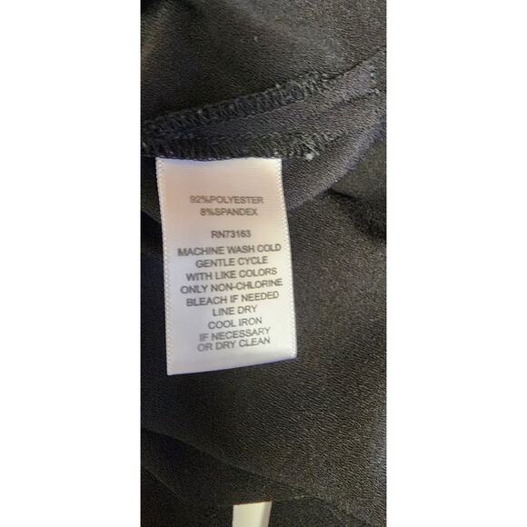 Cupio V-Neckline Short Sleeve Lo-Hi Tunic Blouse Size Medium Color Black - Picture 8 of 8